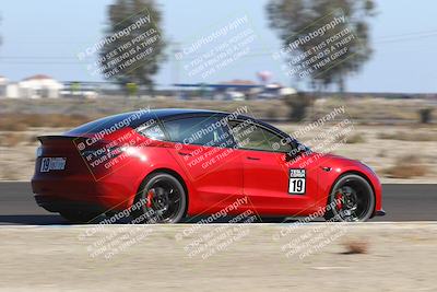 media/Nov-08-2025-Speed Ventures (Sat) [[1c7a6332f5]]/TC B/Session 2 (Turn 2)/